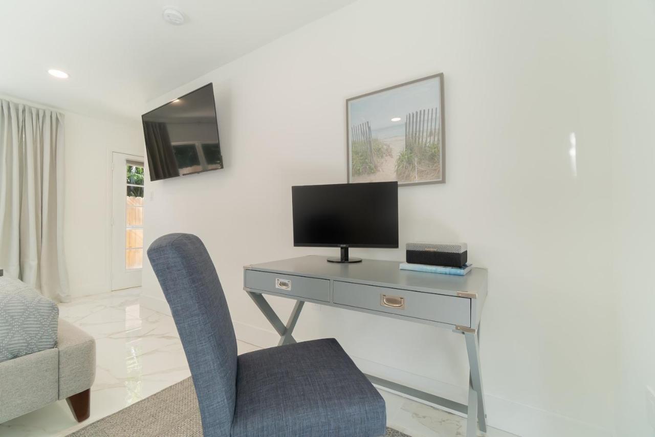West Palm Beach Elegant 5Br With Hot Tub And Fire Pit Near Beach Уест Палм Бийч Екстериор снимка
