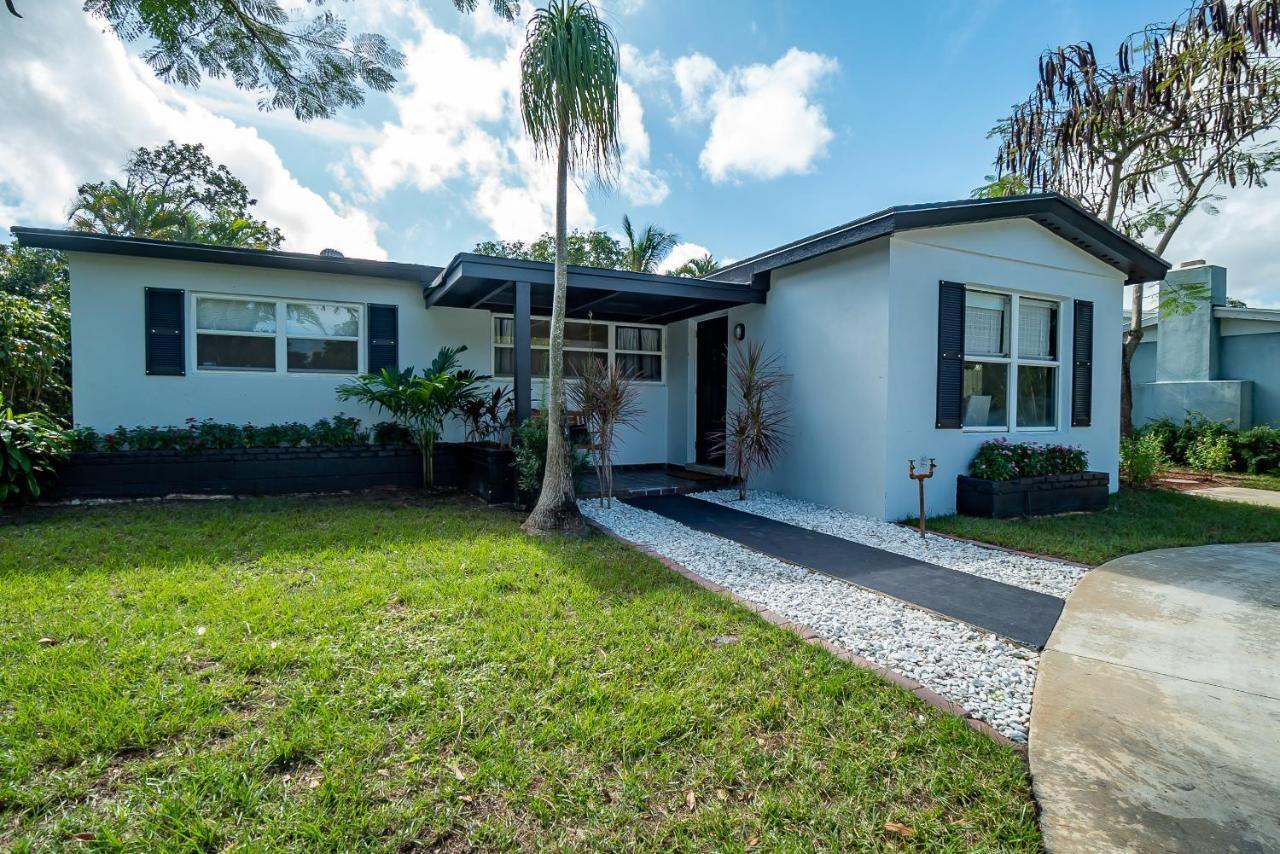 West Palm Beach Elegant 5Br With Hot Tub And Fire Pit Near Beach Уест Палм Бийч Екстериор снимка