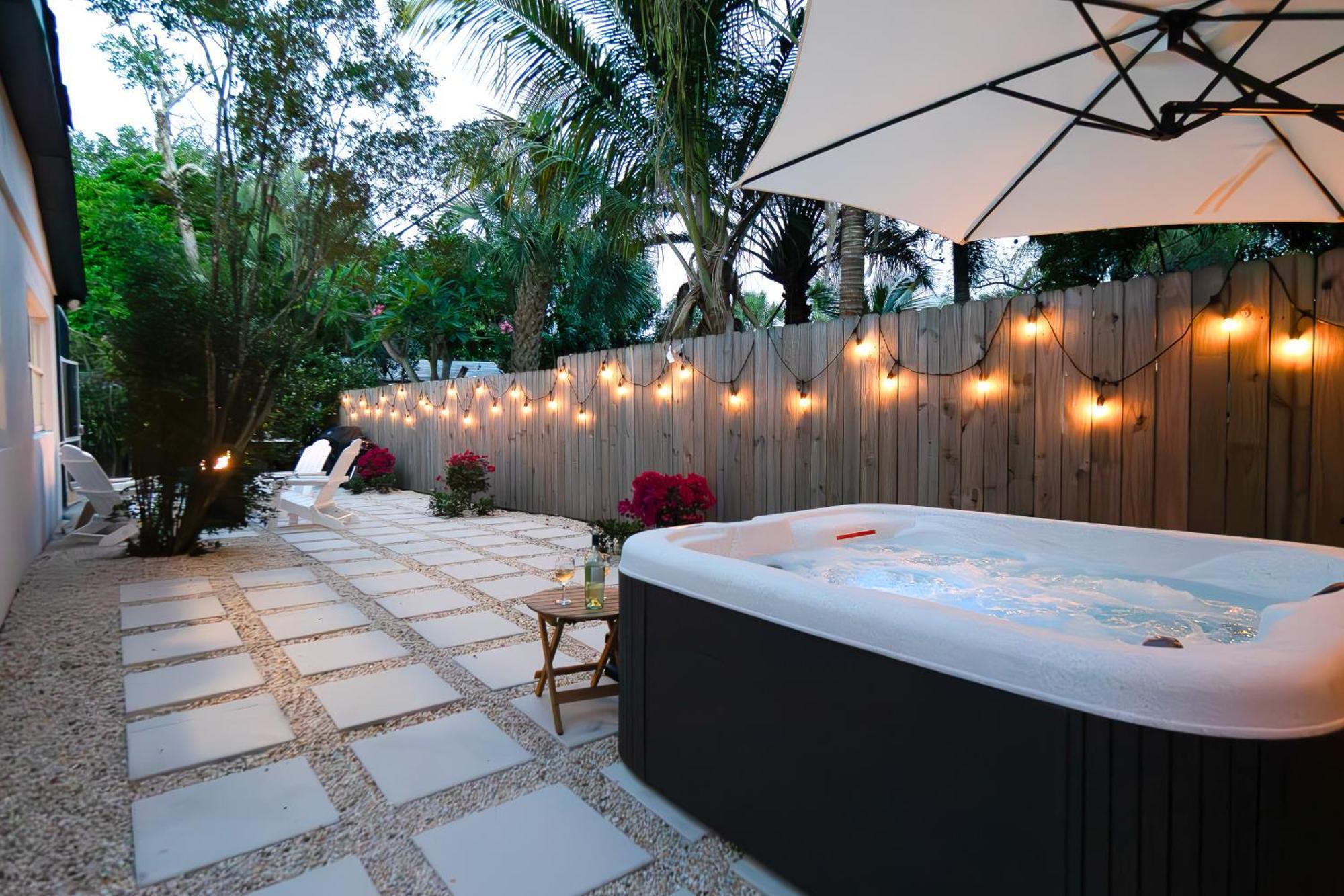 West Palm Beach Elegant 5Br With Hot Tub And Fire Pit Near Beach Уест Палм Бийч Екстериор снимка