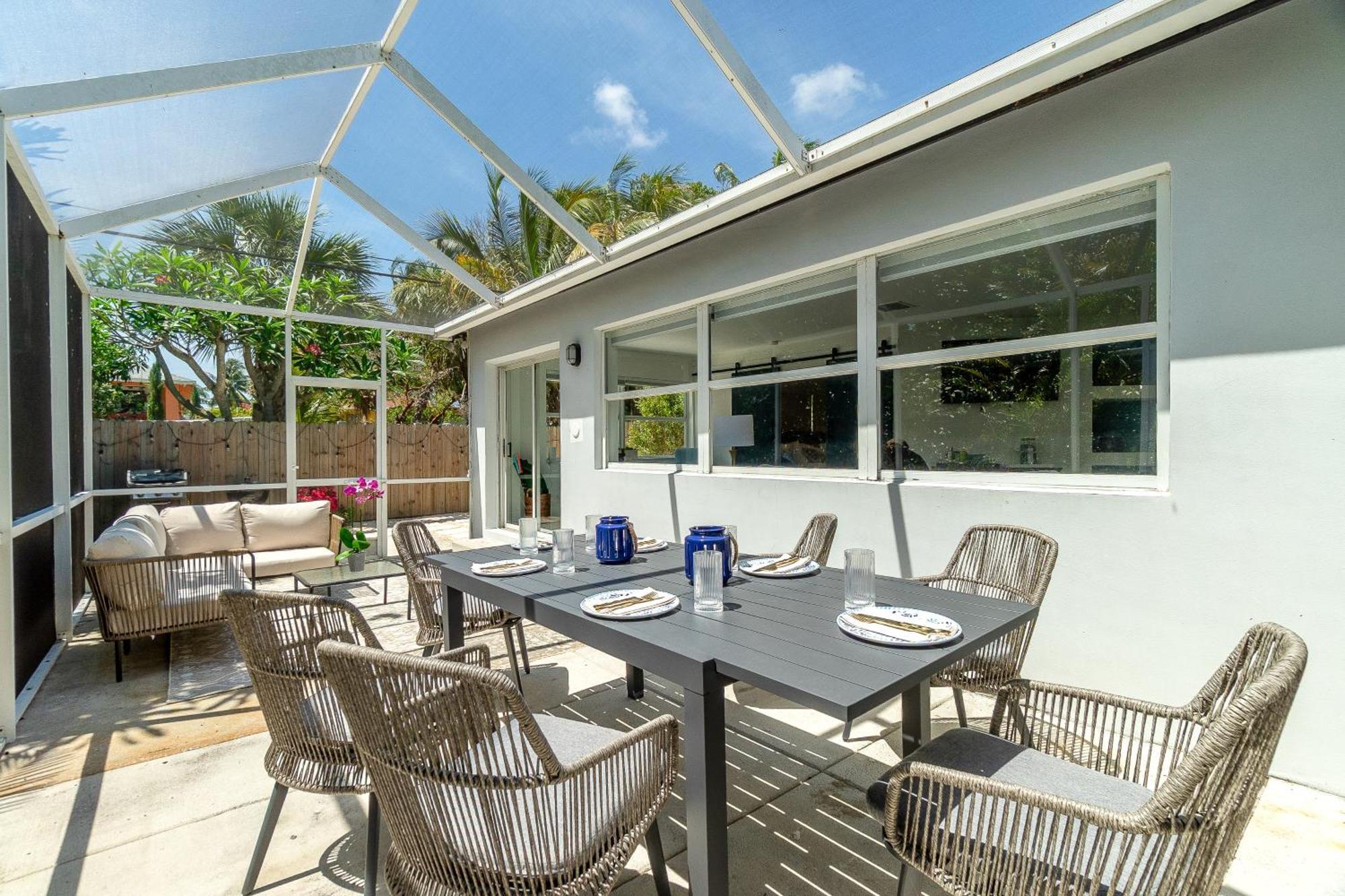 West Palm Beach Elegant 5Br With Hot Tub And Fire Pit Near Beach Уест Палм Бийч Екстериор снимка
