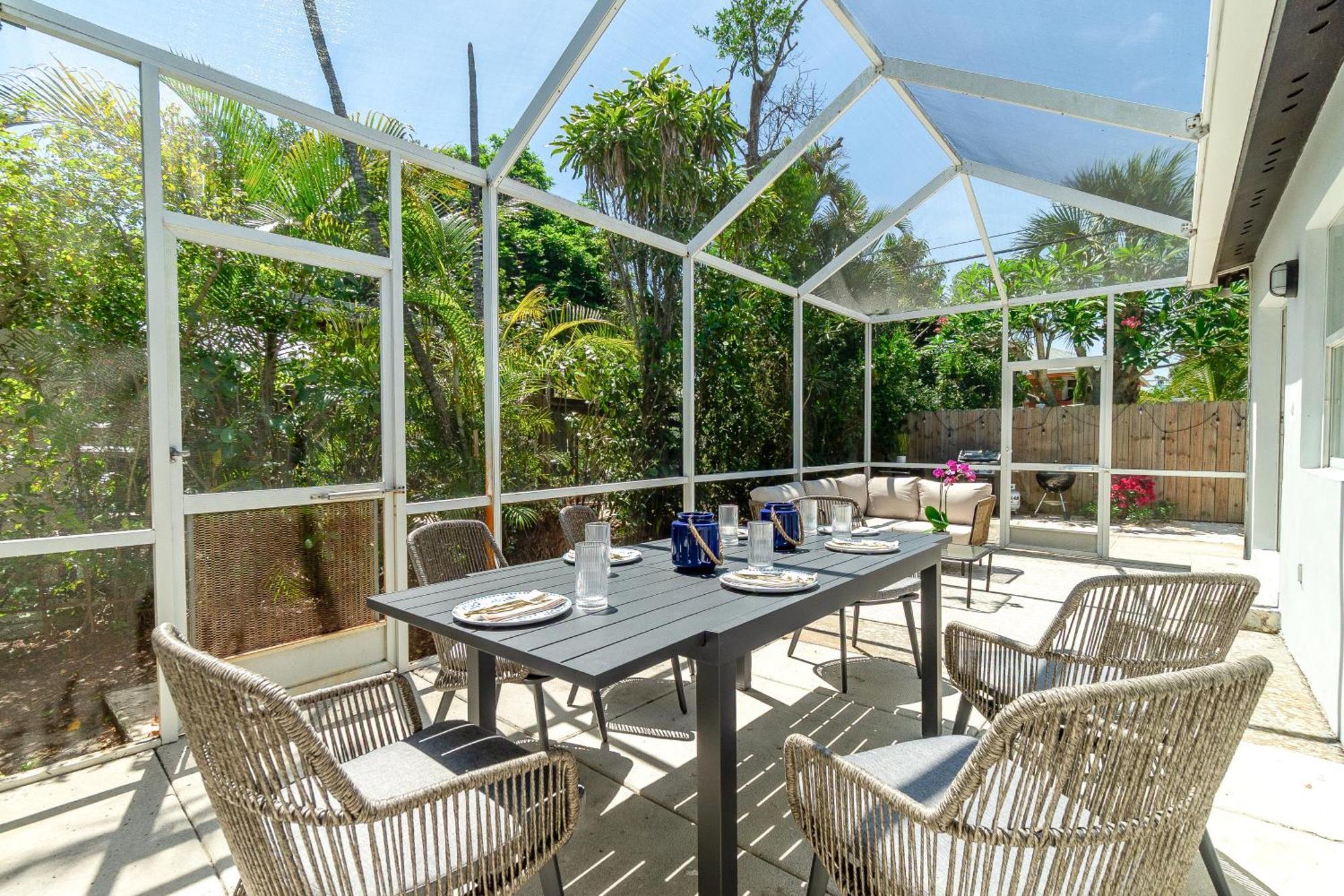 West Palm Beach Elegant 5Br With Hot Tub And Fire Pit Near Beach Уест Палм Бийч Екстериор снимка