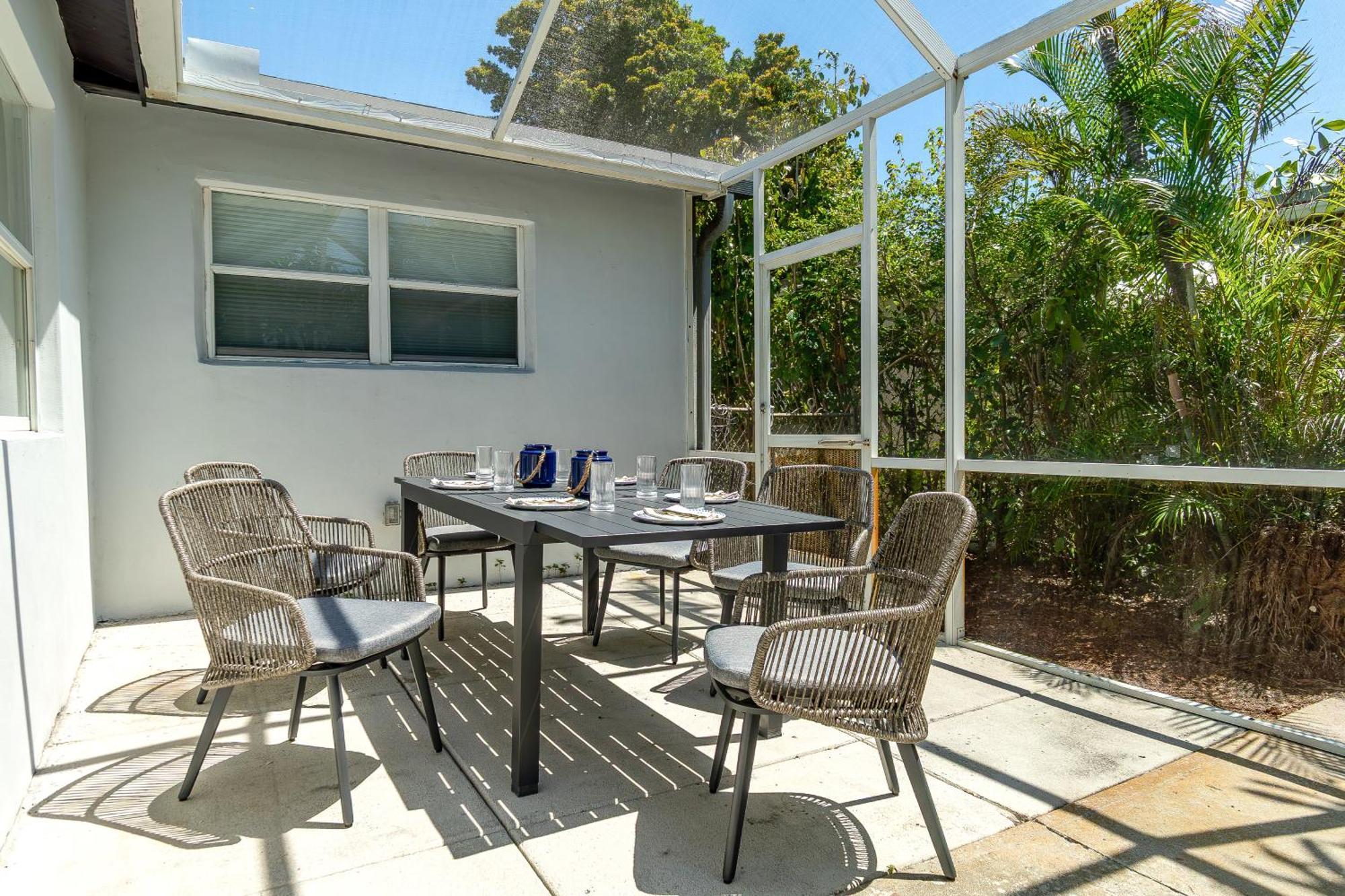 West Palm Beach Elegant 5Br With Hot Tub And Fire Pit Near Beach Уест Палм Бийч Екстериор снимка