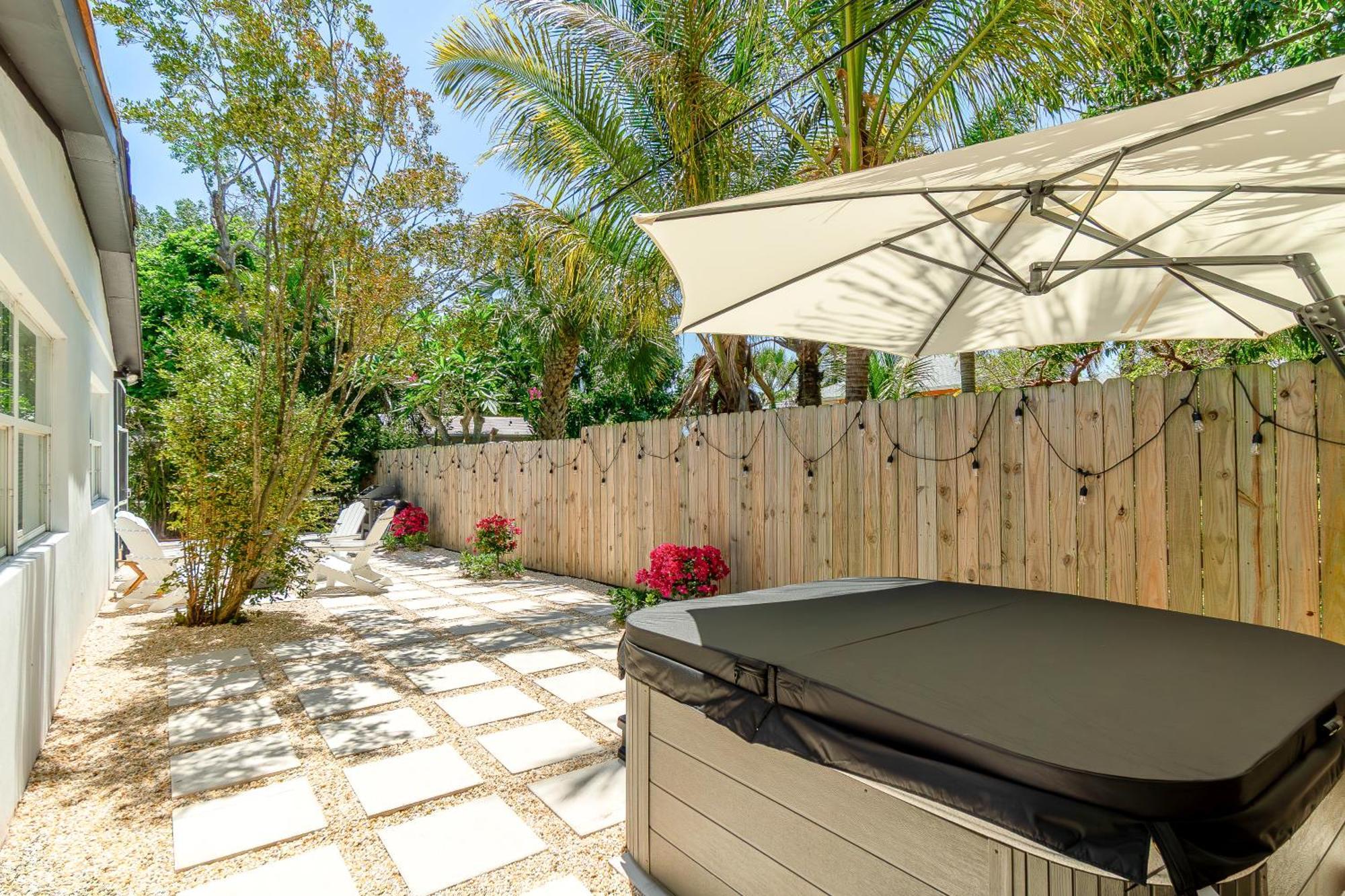 West Palm Beach Elegant 5Br With Hot Tub And Fire Pit Near Beach Уест Палм Бийч Екстериор снимка